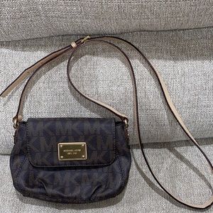 Michael Kors jet set crossbody bag , Color: acorn and brown